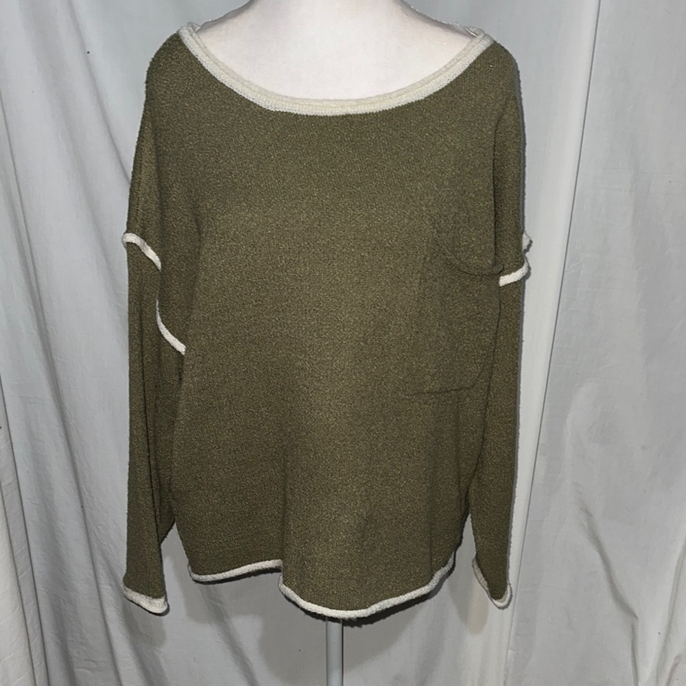Olive Green Blu Pepper pocket sweater size small